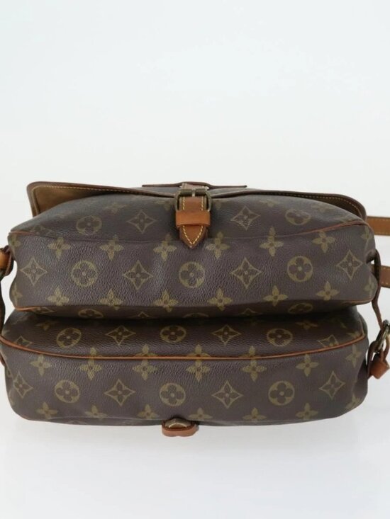 Louis Vuitton Monogram Saumur 30 Shoulder Bag Brown M42256  LOUIS VUITTON Monogram Saumur 30 Shoulder Bag M42256 LV Auth bs33030